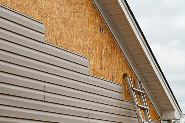 24/7 Emergency Siding Repair experts in Huntington, WV